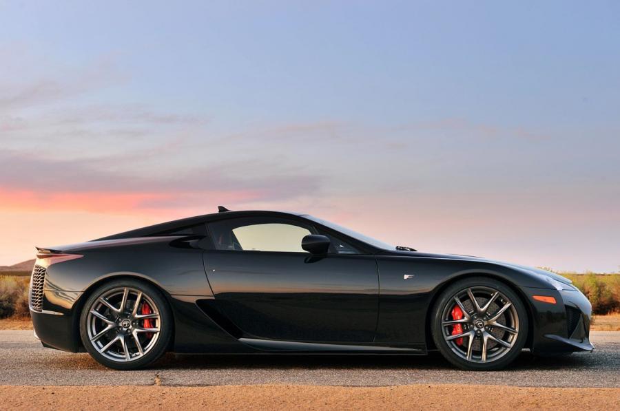  Lexus LF-A 2012 года  (NA) (фото 16 из 59)